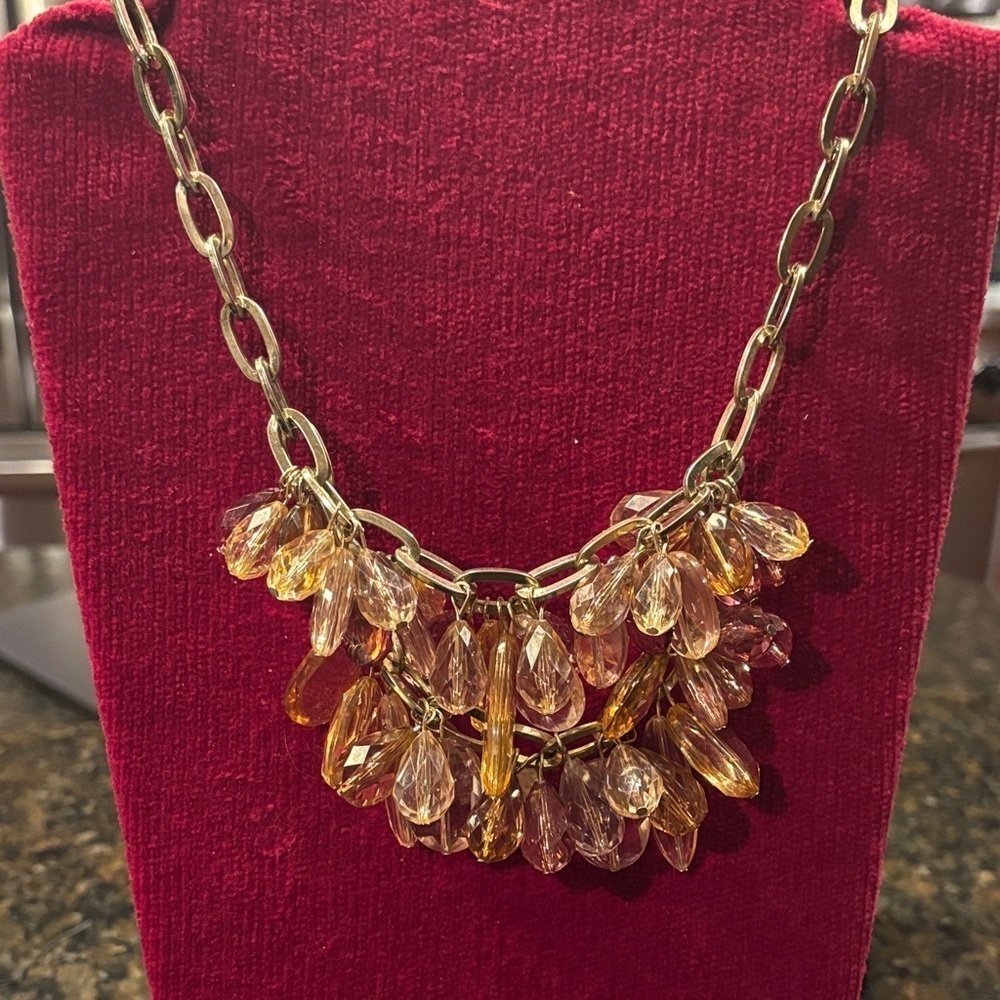 Elegant Gold Necklace with Amber Accents